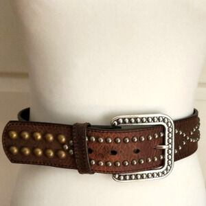 Ariat Western Brown Pebbled Leather Belt Metal Stud Accents 36/90 Silver Buckle